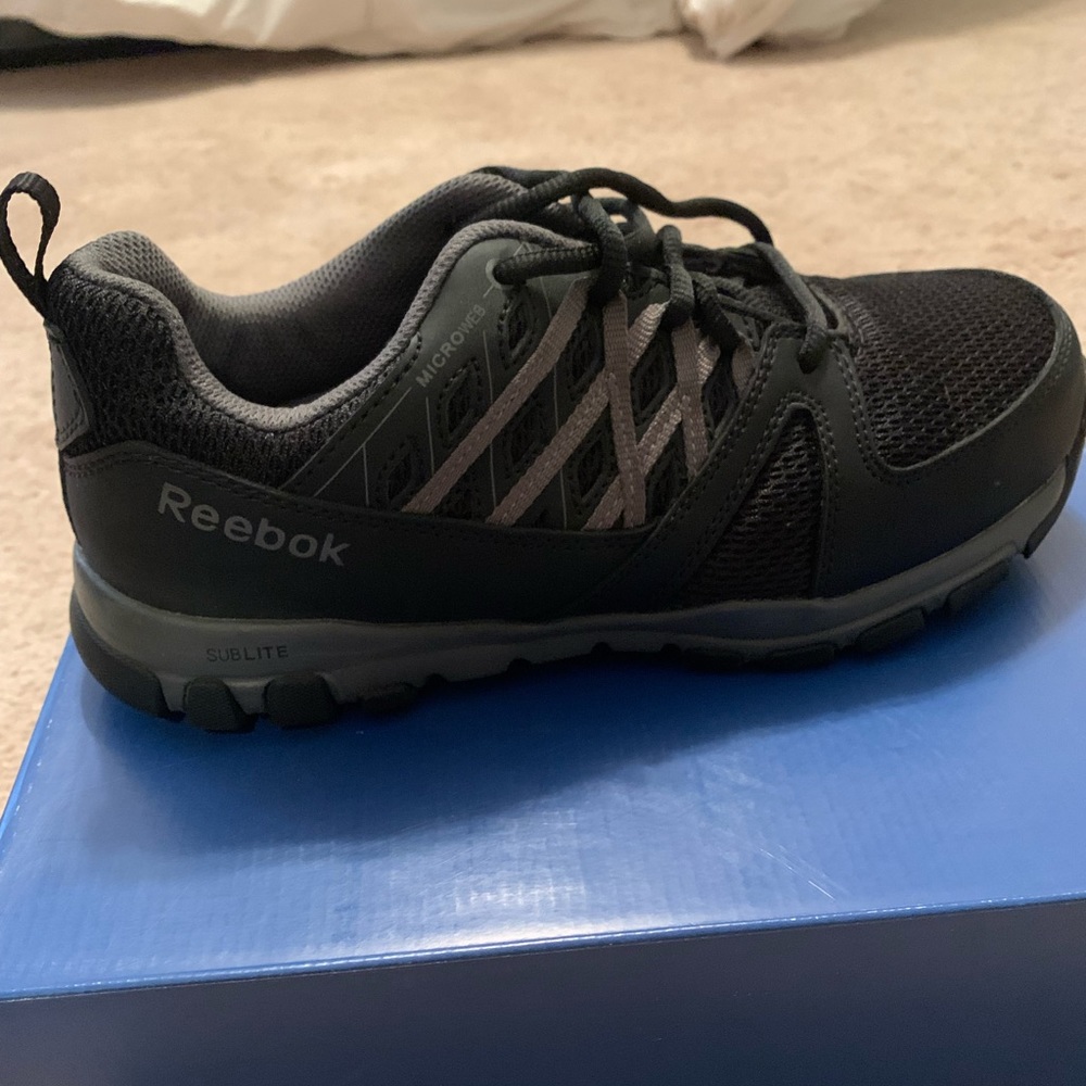 Women’s Reebok steel toed shoes (brand new)